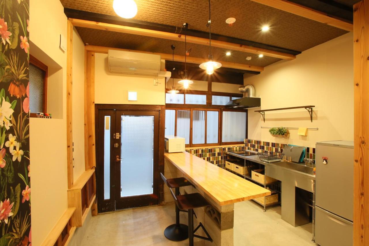 The Wonder At Stay-Machiya Karahori- Osaka Exterior photo